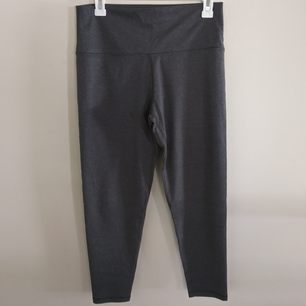 Grey Aerie Play Leggings